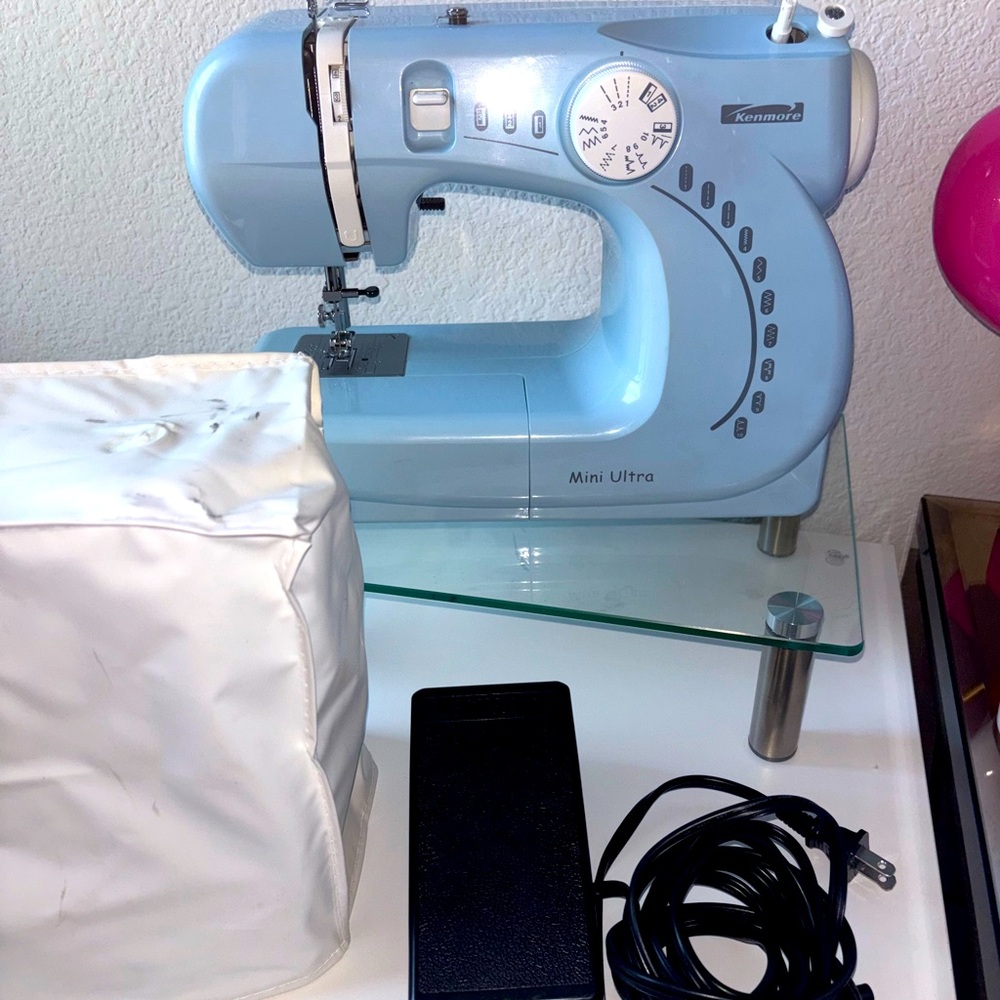 Kenmore Mini Ultra Sewing Machine